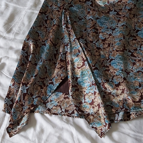 Silky A-line skirt - Picture 4 of 7